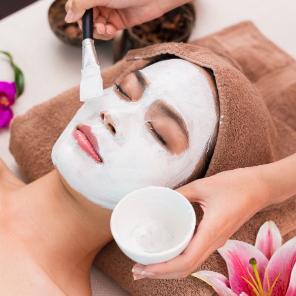 White & Bright Facial